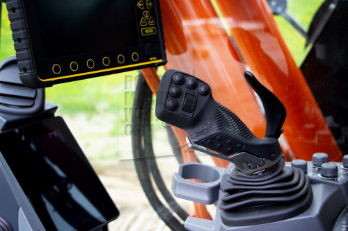 013-Eigen joysticks